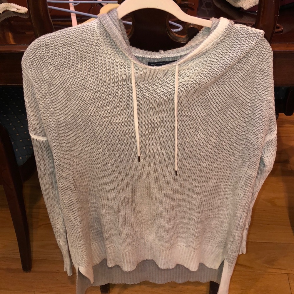 Gray american eagle light sweatshirt